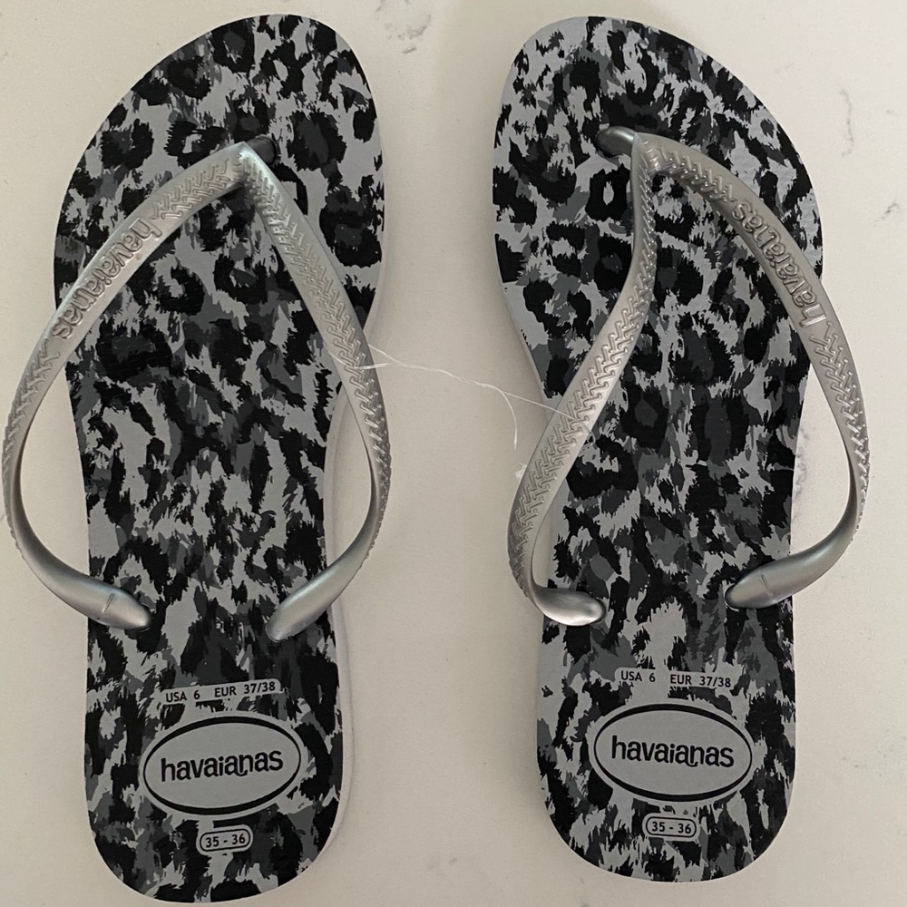 New Havaianas Leopard Print US 6